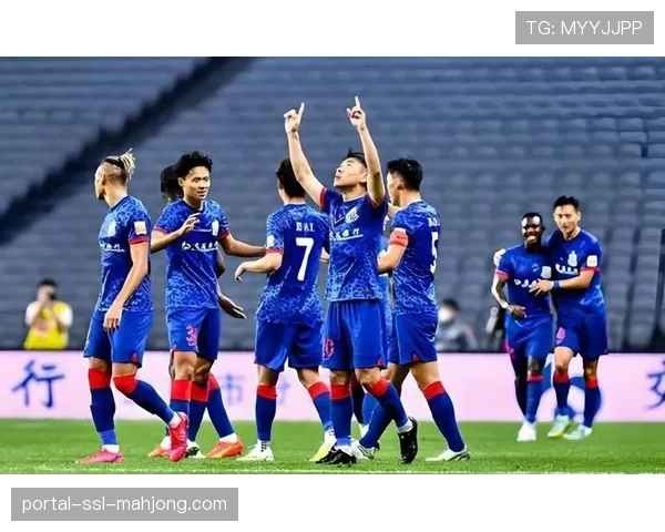 亚冠出局后的上海申花:外援调整失利与赛季前景分析 亚冠出局后的上海申花:外援调整失利与赛季前景分析